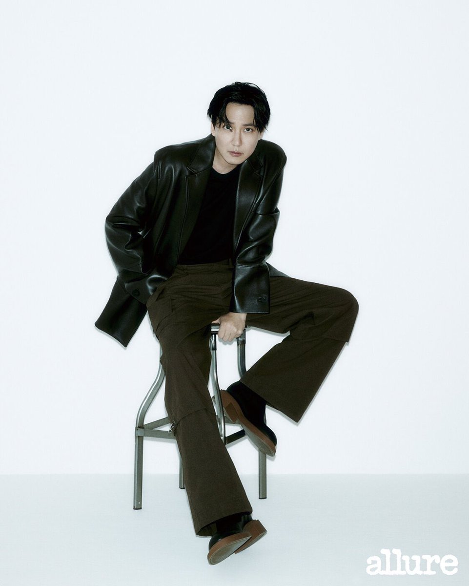 Reviology29's tweet photo. #TheBestActorInTheUniverse
#우주최강배우 💖
#PuppyGil 💗💗💗
#김남길 🥰
#金南佶 #キム・ナムギル
#StayHappyAndHealthyAlways 🫶

3 of 3 🖤🤍♥️
#ANewSide of #KimNamGil 

#AllureKorea 🇰🇷
#October2023 

Cr: https://t.co/blHMwzmatR https://t.co/7QF1i2eBqv