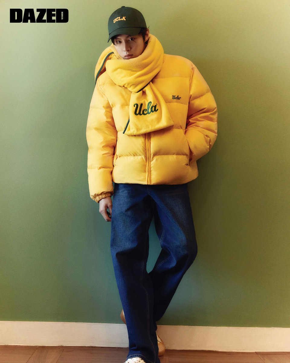 DazedKorea's tweet photo. HOMEGROUND #협찬 

UCLA와 눈을 뜬 김우석의 일요일 아침.

#김우석 #KimWooseok #유씨엘에이 #UCLA

더 많은 화보와 기사는 <데이즈드> 10월호에서 만나볼 수 있습니다. Check out more of our editorials and articles in <DAZED> KOREA October print issue. https://t.co/0dmg24YCYP