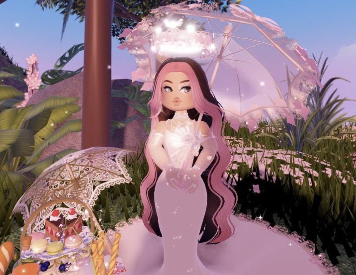 Goddess Of Triumph🎗️ Set, Trade Royale High (RH) Items