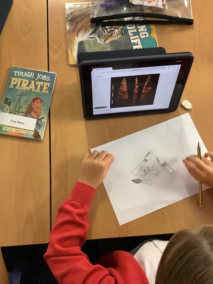 colleylane's tweet photo. Researching Stone Age tools and materials. The children were also thinking of interesting adjectives to describe the tools ready to carry on with their writing about The Stone Age boy. #stoneage #digitialtech #history #wearecolleylane https://t.co/GlvqUK0HWm