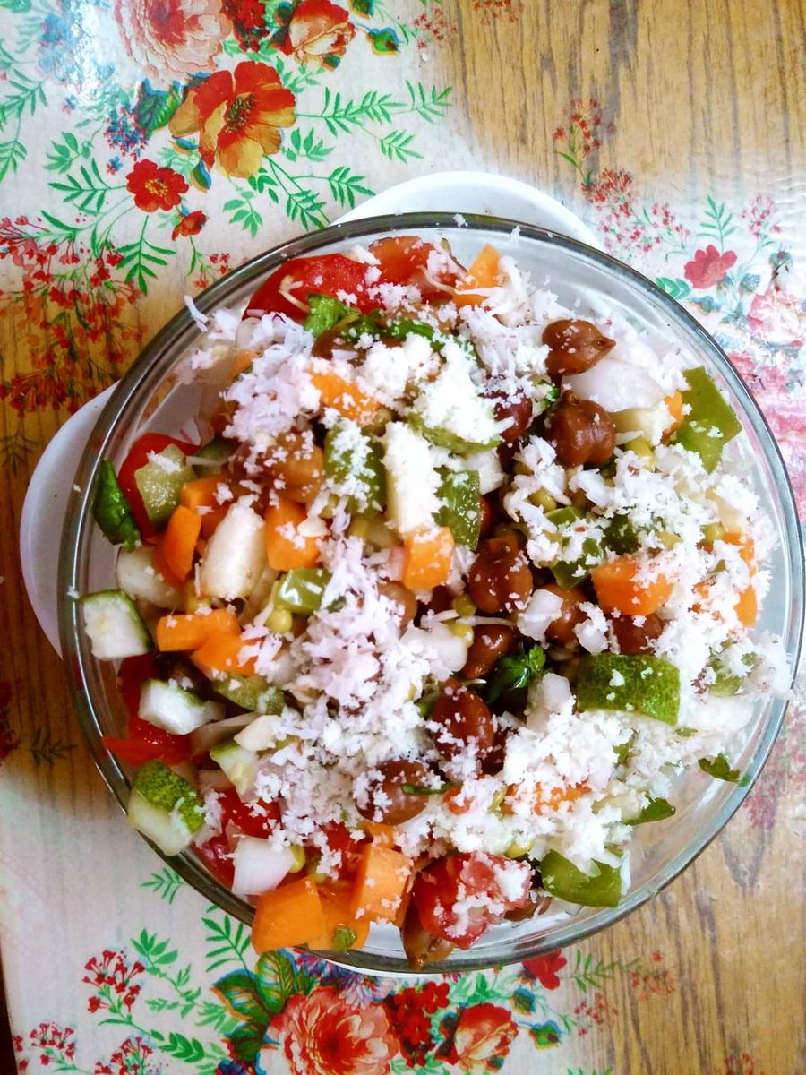 StalinforINDIA's tweet photo. #Simple_Breakfast
#HealthyLiving
Veg salad with sprouted moong and black channa and grated cheese and panner https://t.co/8zJpZK6ws9