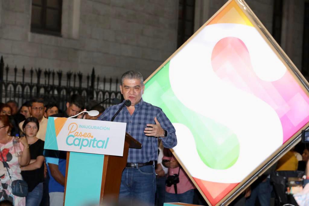 chema_fraustro's tweet photo. En compañía de mi esposa Beatriz, del Gobernador @mrikelme y del Gobernador electo @manolojim, inauguramos el Paseo Capital en el Centro Histórico de Saltillo, el cual se convierte en el nuevo sello de la ciudad, un lugar en el que convergen el patrimonio histórico y https://t.co/qGdrZgBh5r