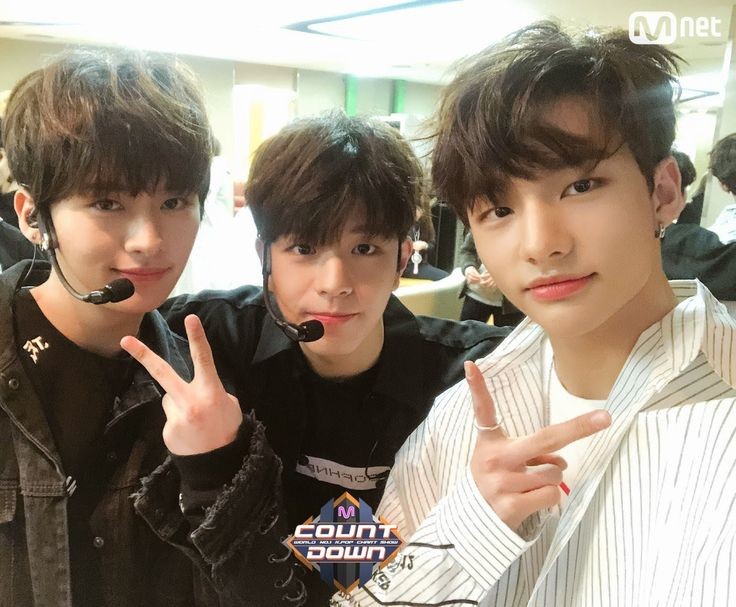dyrc_skzz's tweet photo. #GetWellSoonGuys #StayLovesYou #Seungmin #승민 #HYUNJIN #현진 #Leeknow #리노 @Stray_Kids ☆☆☆☆☆☆☆☆☆☆☆☆☆☆☆☆☆ https://t.co/M4I0QOBtDY