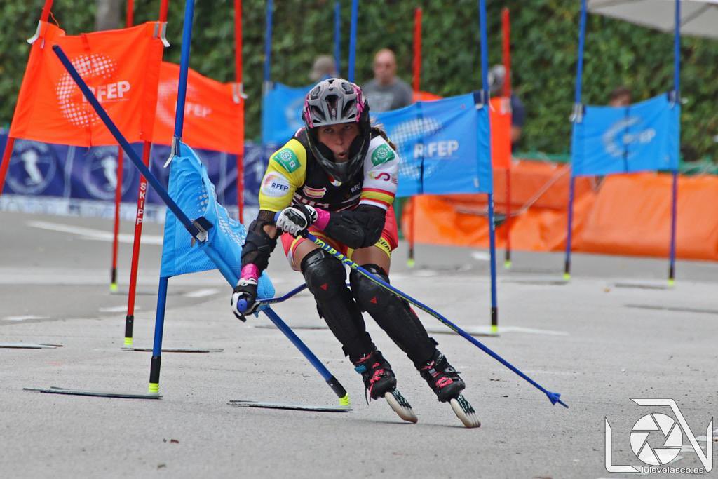 FCPatinatge's tweet photo. [🏔️] Participació catalana a la 
World Cup ~ Oviedo 2023 #InlineAlpine #Alpíenlínia 
✅ Laia Torras 💯
✅ Brugués Grau 💯
✅ Marta Borràs 💯
✅ Albert Àlvaro 💯
✅ Pep Borràs 💯
✅ Oleguer Selga 💯
#EsportCat #Talentjove https://t.co/gqVDGJwuE0