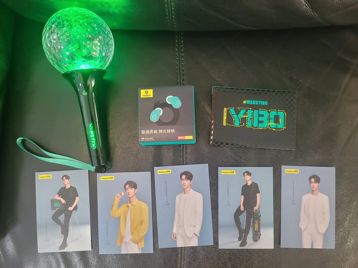 Wang Yibo official lightstick and Baseus earbuds