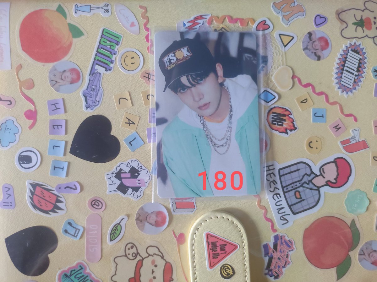 200lHS's tweet photo. wts lfb ph

heeseung photocard paubos

- all in mint conditions
- rfs not collecting anymore
- can do long dop / 3 day reserve / payo
- mod: sco/ jnt direct
- mop: gcash

prices on the pic. 

t. heeseung wink, hee enniv, hee manifesto , hee season's greetings https://t.co/G8BS5owYEf