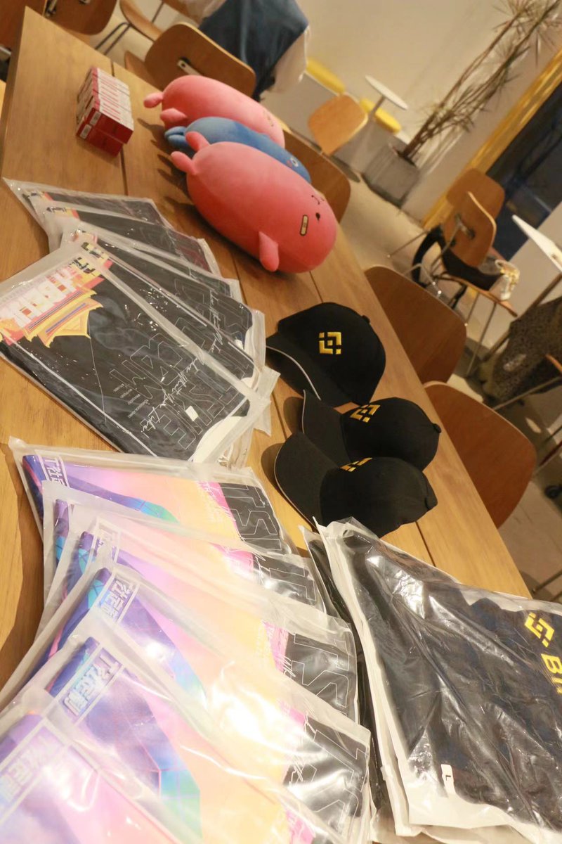 Thank you #Web3 #Community  for joining us to celebrate International #NFT Day <a href="/dapperlabs/">Dapper Labs</a>  with <a href="/offchainglobal/">OffChain Global</a> and @essen_nft.

🎉We can't make it without our sponsors: 
<a href="/ChimpersNFT/">Chimpers Archived</a> 
<a href="/cubicgamesxyz/">Cubic 🎮</a> 
@0xSingularLabs
<a href="/WonderPals/">WONDERPALS 🌱</a> <a href="/hahazwei/">haha🌈.sats</a> 
@Mercurius_club 
<a href="/petgptofficial/">PETGPT.ai</a> 
more