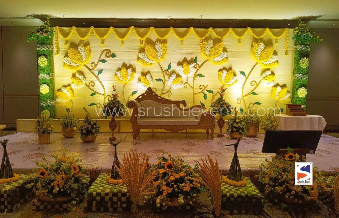 srushtiwedding's tweet photo. Srushti Events &amp; Weddings #Best wedding planners in AP #www.srushtiweddings.com #100% personalized Events #hassle free planning #Mandap &amp; stage decoration #outdoor decor #Sangeeth #Engagement #Reception #Mehendi #Haldi #Destination Wedding #Srushtiweddings #Jay Sankar #8008333393 https://t.co/BuFsLxy53P