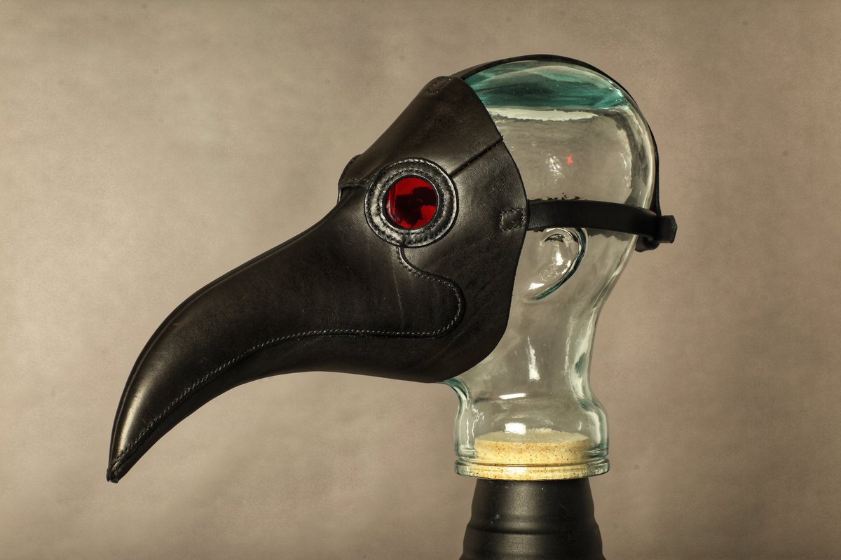 deckleandhide's tweet photo. Doctors plague mask finished &amp; ready for Knaresborough Museums collection

#bydeckleandhide #maker #artist #leatherwork #leatherworker #museum #mask #doctorsmask #plaugedoctor #museumreplica #museumreplicas #leathermask #object #narrative #narrativeoftheobject #historyinobjects https://t.co/RWRjGfIxQt
