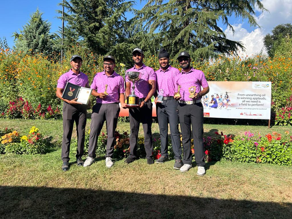 OilIndiaLimited's tweet photo. #OilIndiaLimited wins the 44th #InterUnit PSPB #Golf Championship held at #Srinagar from 16th-19th Sep 2023.
Team OIL was represented by Sukhman Singh , Harimohan Singh , Shaurya Bhattacharya, Anant Ahlawat and Vinamra Anand
Sh. Shaurya Bhattacharya was adjudged Best Golfer. https://t.co/KeKqcyOPUo