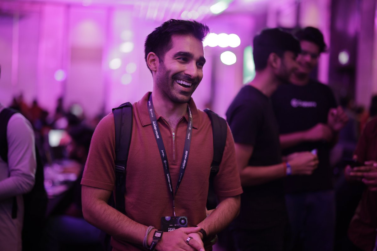 SuperteamIN's tweet photo. Kasa Kai Mumbaiiii 🇮🇳

GM from Solana Hacker House - Day 1 https://t.co/UQ0P78LJDx