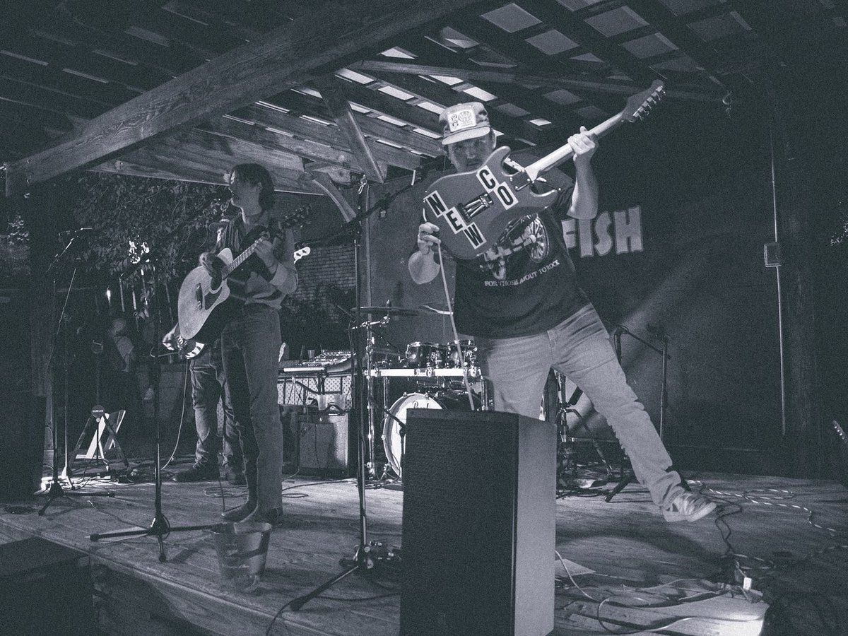 walkerscottR's tweet photo. Asking for a solitary retweet from @zachlanebryan to help get some drunk college kids to show up and show out on a Wednesday night

NEWCO at George’s Majestic Lounge in Fayetteville Arkansas October 18th @ 7pm. https://t.co/zULLDNbVmF