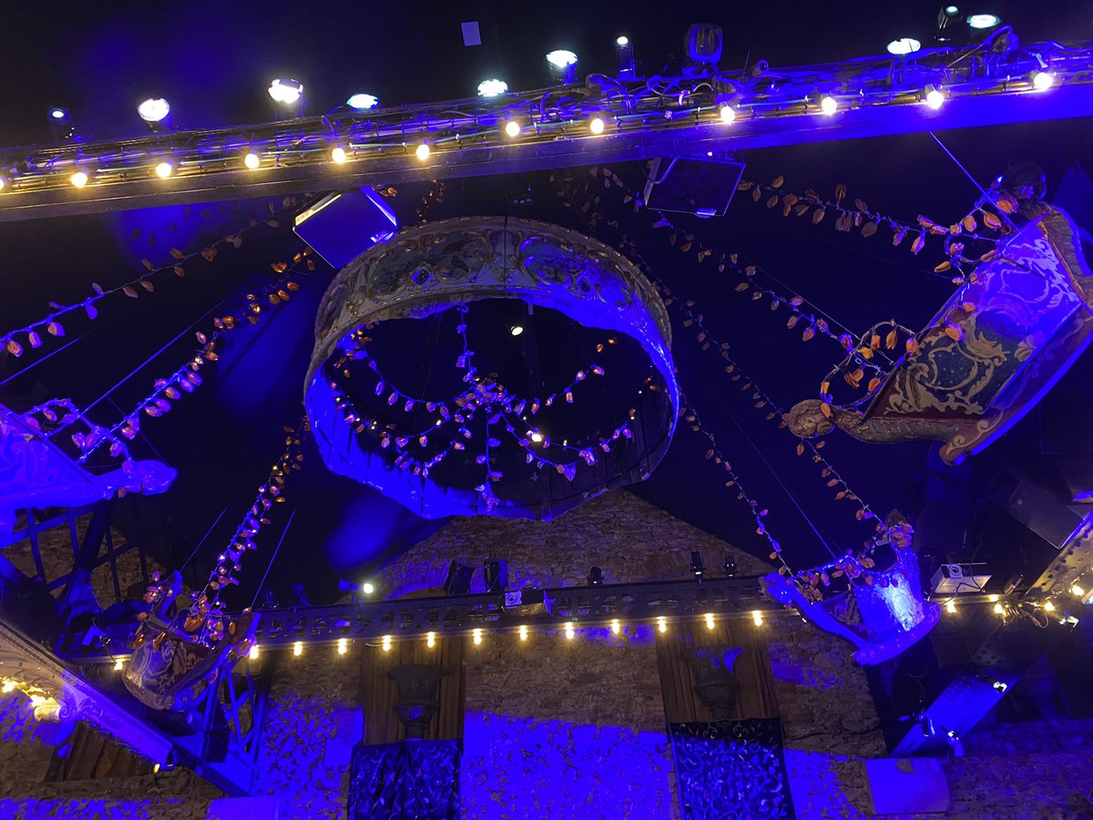 🤭Expérience folle merci <a href="/FRdigitale/">France Digitale</a> pour ce fabuleux #FDDAY au #museedesartsforains: j’étais speaker à la table de grands, honneur pour Mesacquisitions <a href="/MesAcquisition1/">MesAcquisitions (MAQ)</a> aux côtés d’<a href="/ornikar/">Ornikar 🚘</a> <a href="/CreditMutuel/">Crédit Mutuel</a> ARKEA <a href="/LuccaSoftware/">Lucca</a> <a href="/OneRagtime/">OneRagtime</a> pour parler scalabilité levées &amp; fintech🚀