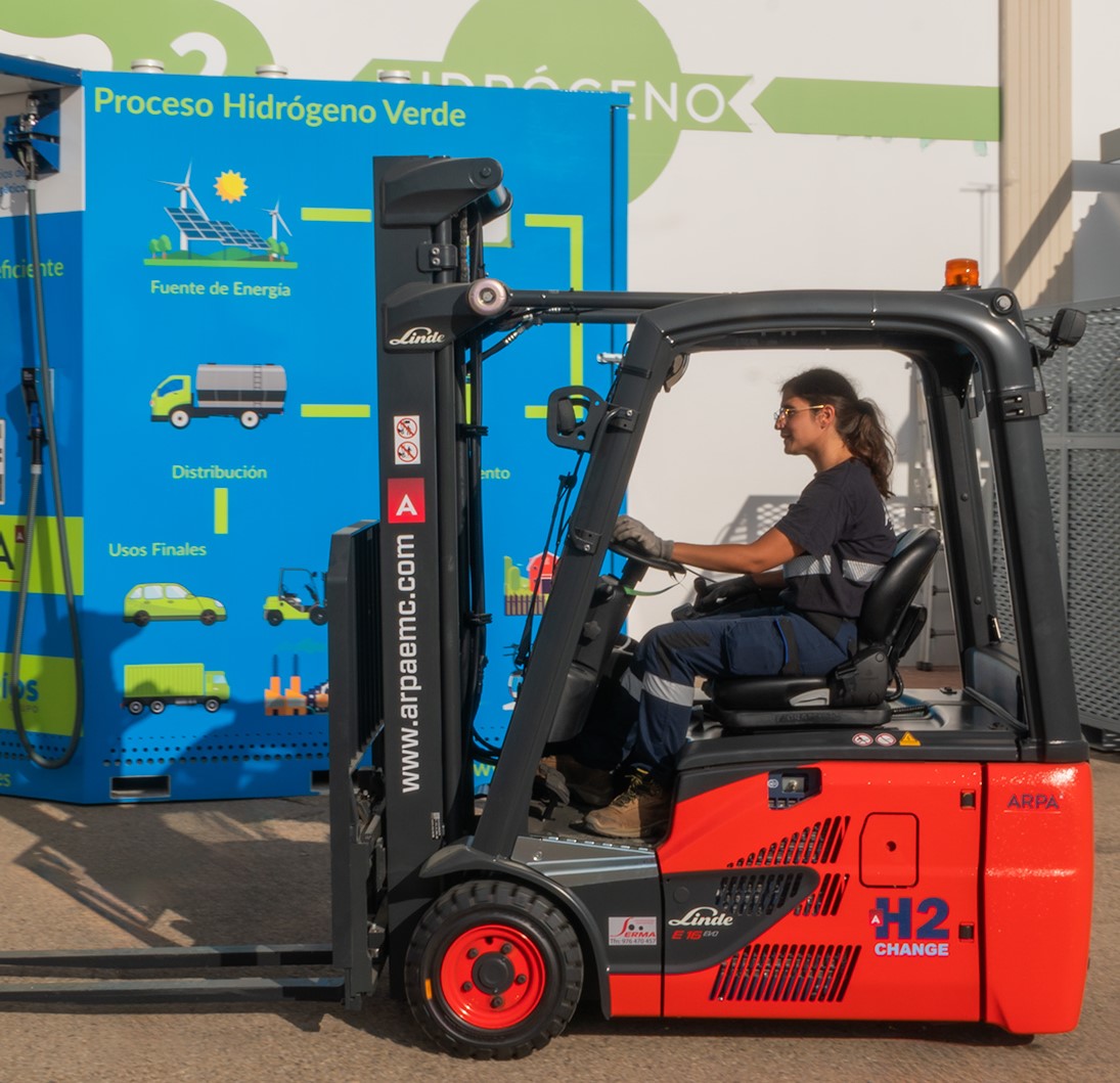 ARPA pionera en el desarrollo de la energía verde, incorpora la primera carretilla verde de España
<a href="/ARPAemc/">ARPA EMC</a> 

goaragon.es/arpa-pionera-e…