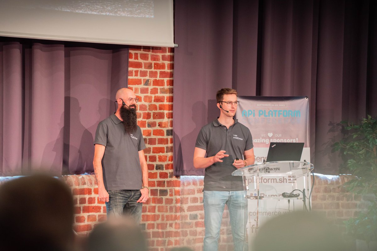 ApiPlatform's tweet photo. Live at the #ApiPlatformCon: @BoasFalke and @bitHolger with their talk « Converting a legacy app to API Platform » https://t.co/l8cPwm2NVy
