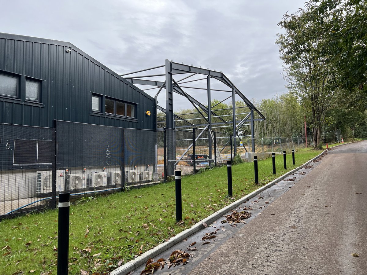 HatchEngLtd's tweet photo. Exciting update on the progress of our workshop expansion, we now have the roof steels in place and ready the purlin rails.   

#ifyoucandrawitwecanmakeit #SteelFabrication #structuralsteel #growingcompany #expansion  #morespace #metal https://t.co/tls6TBQLfe