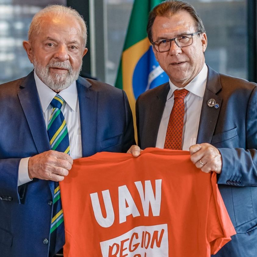Brazilian Pres. Lula, a former lathe operator, and former Volkswagen assembly line worker/Labor Minister Luiz Marinho met with UAW leaders in New York yesterday, with a delegation of Brazilian union leaders. There, they announced solidarity actions with striking US autoworkers.