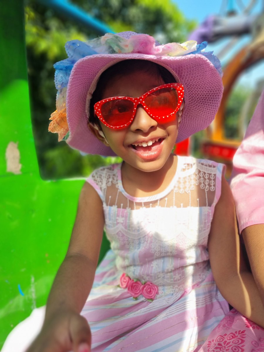 Soha_MyPrincess's tweet photo. @viveksekhar1 She is Alhamdulillah

She is a student. When she was three she started her Pre Play Class. Now she is in Play Class. As my english is not that good, I wanted her to be fluent in English. Therefore, me and my husband decide to admit her in English medium school. https://t.co/k5TbjRJxMl