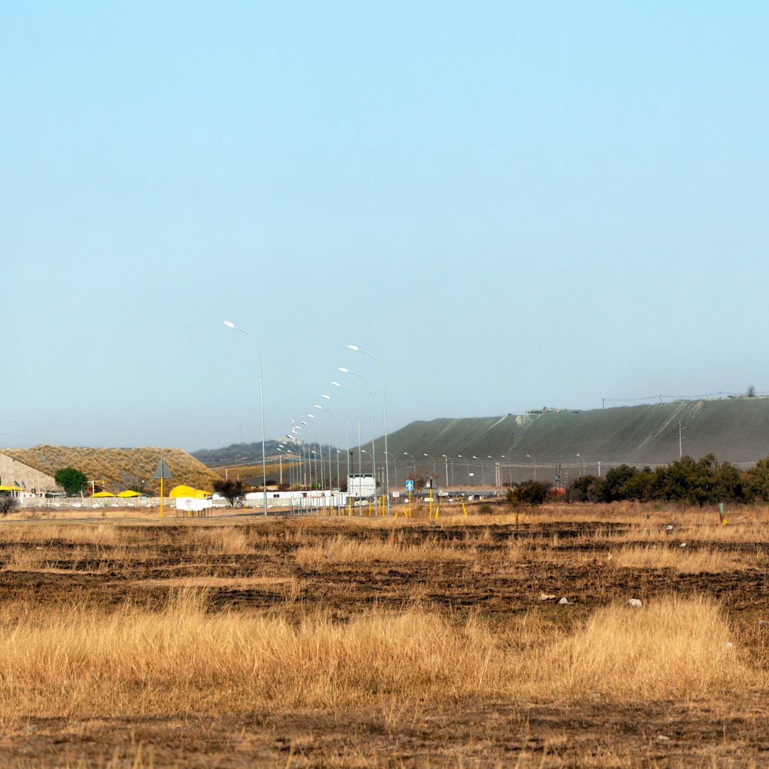 This International Day of Peace, Professor <a href="/stefaniekappler/">Stefanie Kappler</a> from <a href="/Durham_SGIA/">SGIA Durham</a> <a href="/DGSi_/">Durham Global Security Institute</a> reflects on the #politics of #peace in relation to #art, such as the work of South African artist and activist <a href="/Gunn_Salie/">Haroon Gunn-Salie</a>. #peaceday

Read more 👉 brnw.ch/21wCNio