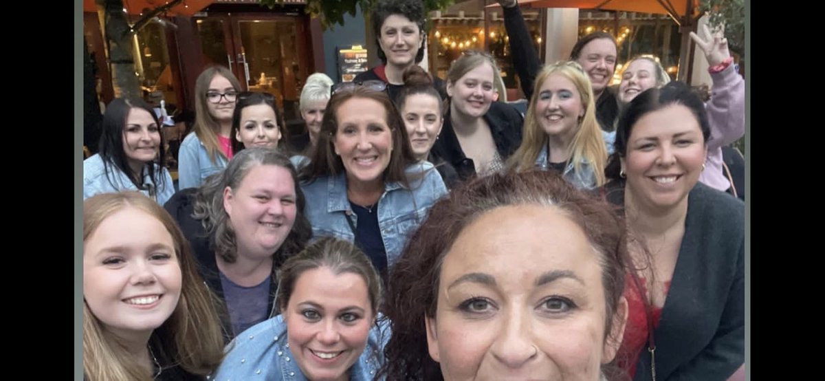 As it’s #WorldGratitudeDay today just want to thank all these amazing ladies #thescriptfamily for the fantastic times we spend together, a special bond that is shared over the love of music <a href="/thescript/">the script</a> and now we have become one big family. Here is to more meet up &amp; concerts 🥰
