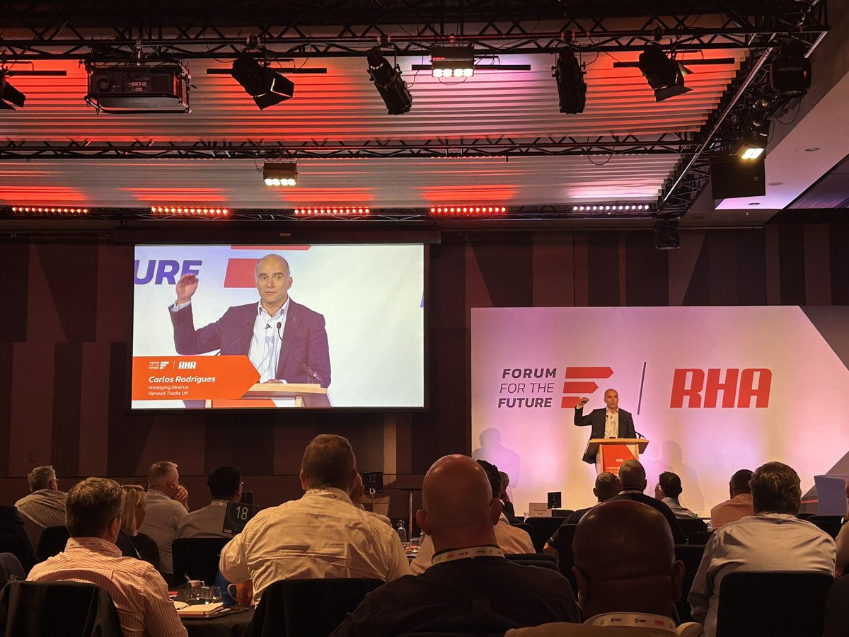 RHANews's tweet photo. Managing Director of @RenaultTrucksUK, Carlos Rodrigues, discusses electric HGVs as a service in his keynote speech. 

#RHAForumForTheFuture #NetZero https://t.co/oSZOOVfYJZ