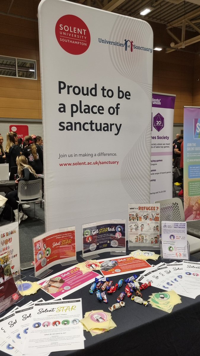 SolentUniGrads's tweet image. We're delighted to be over at @SolentUni #FreshersFair promoting @STARnational as part of our commitment to becoming a @UniofSanctuary. 

#WelcomeWeek @SolentSU