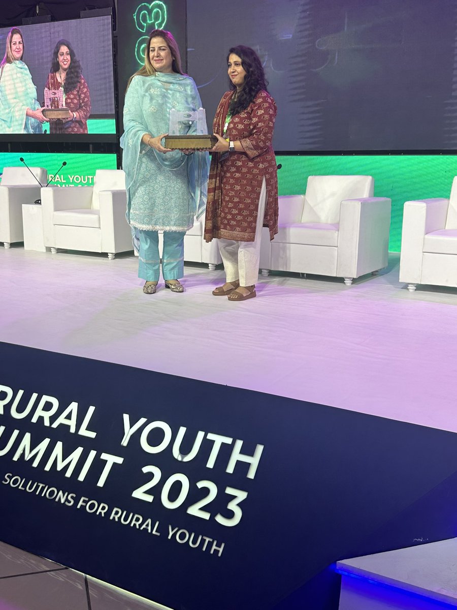 Aasiya74's tweet photo. Good efforts for the females of KP by World bank . No country can progress economically until and unless its females participate in economic development .#RYS2023 https://t.co/yhVOQevEWx