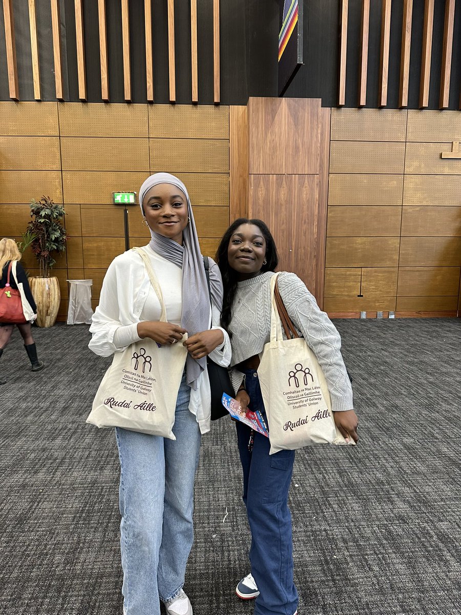 UniOfGalwaySU's tweet image. Freshers’ Fair here until 3pm today 
Call down! 🥳

#DoChomhaltas #FreshersFair