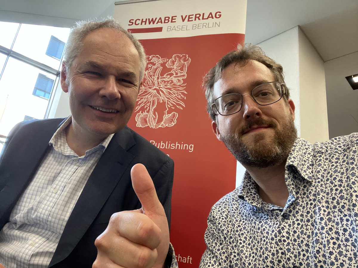 With my mate Harald Liehr (Head of the Kultur- und Literaturwissenschaft  Program at Schwabe), 54. Historikertag Leipzig. #WeLoveBooks