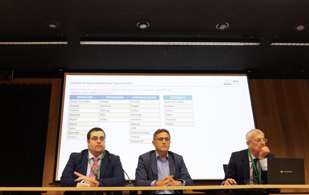 #EspacioAECA - 𝗡𝗢𝗩𝗘𝗗𝗔𝗗𝗘𝗦📢🆕
-Próximos: #DocumentosAECA #OpinionesEmitidas, #NotasTécnicas
- #CertificacionesAECA
- <a href="/ConteaFundacion/">Fundación Contea</a> 
xxiicongreso.aeca.es/sesiones/espac…
#XXIICongresoAECA