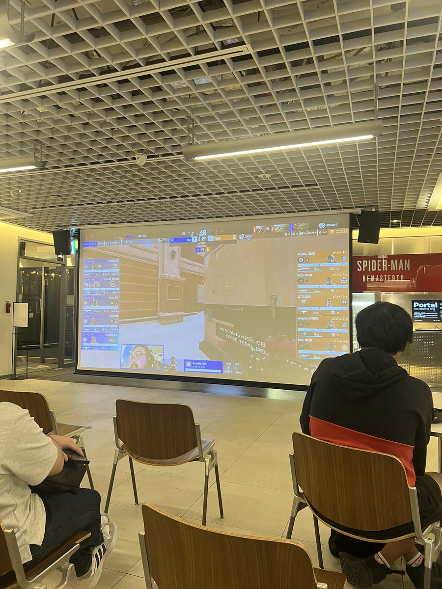 #포탈레식뷰잉파티 #레인보우식스시즈
뷰잉파티 재밌따~~~~