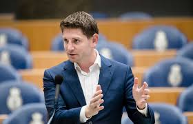Emiel tweet media