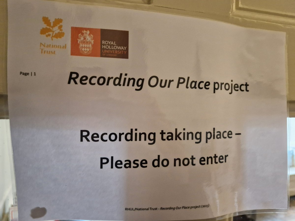 benge_nicola's tweet photo. Finishing off my time on a fascinating @nationaltrust
project + visit to #SuttonHouse #London
Loved juxtaposition of 500 yrs of lives #huguenots #tudor #Georgian & 1980s #squatters
And recording #oralhistories + postgraduate students @RoyalHolloway https://t.co/qxXTeH1Opt