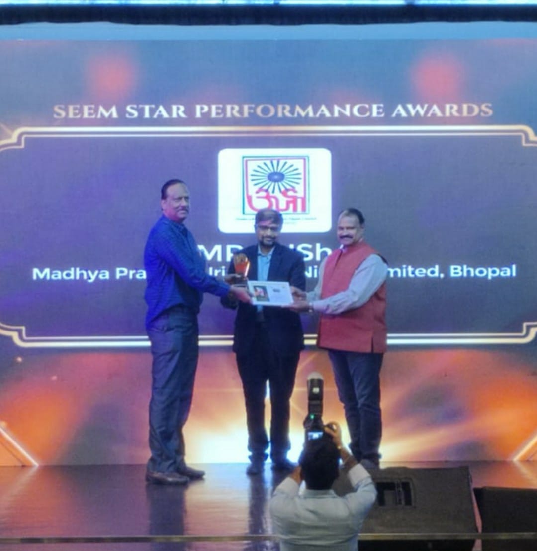 Star performer State Designated Agency in the field of Energy Management by SEEM at New Delhi has been awarded to MPUVN for their initiative of Urja Saksharta Abhiyan (UShA)
<a href="/BajSurendra/">Dr. SURENDRA BAJPAI</a> 
<a href="/CMMadhyaPradesh/">Chief Minister, MP</a> 
<a href="/iaskarmveer/">Karmveer sharma</a>