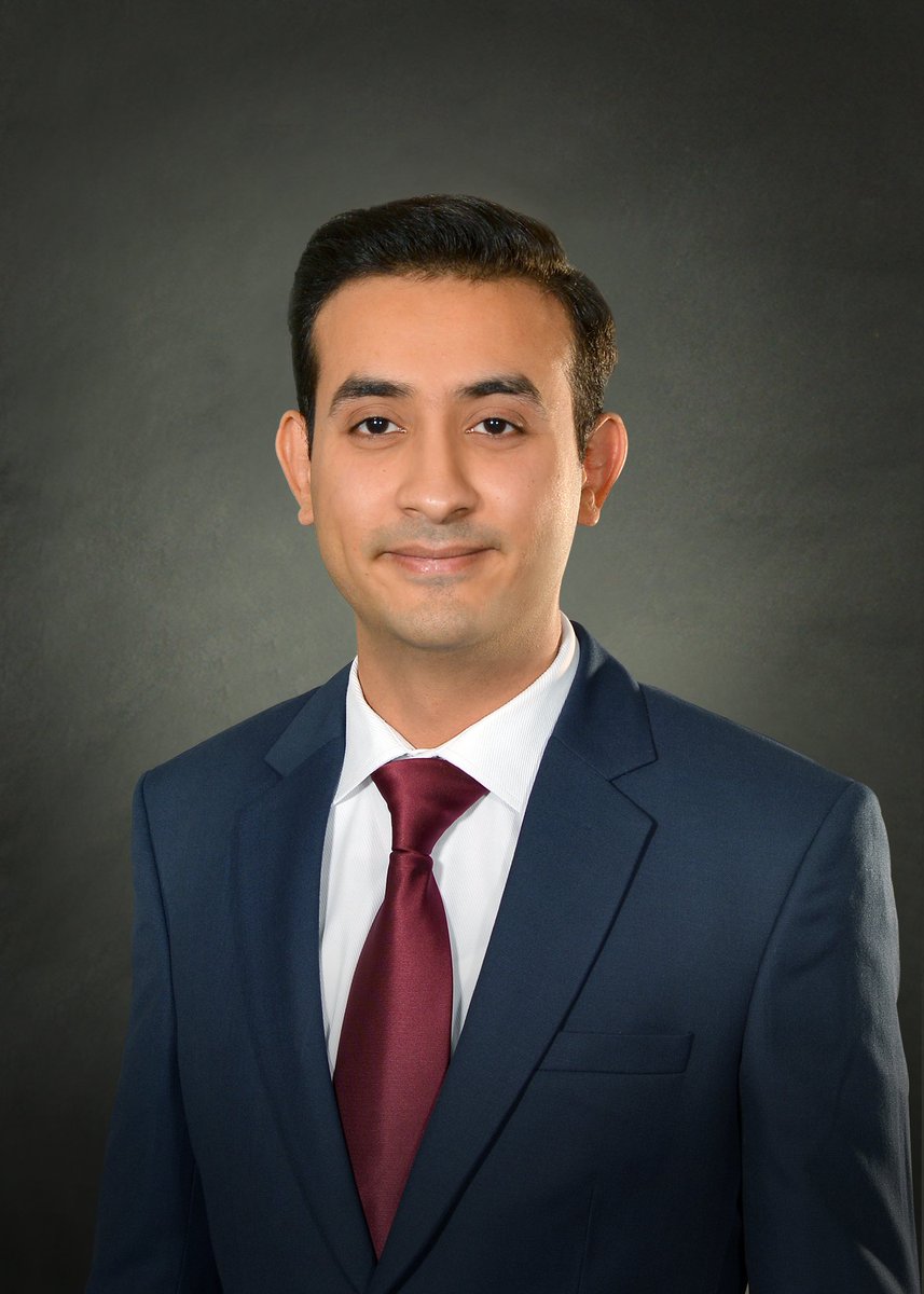 Hi #MedTwitter ! I'm Ahmer Ashraf, #nonUSIMG from Pakistan applying in #internalmedicine #Match2024. 
I'm passionate about #MedEd ,research and community service.
 Doctor by day, Explorer by passion!
Excited to connect!
@IMG_Advocate @StoriesImg 
@InsidetheMatch