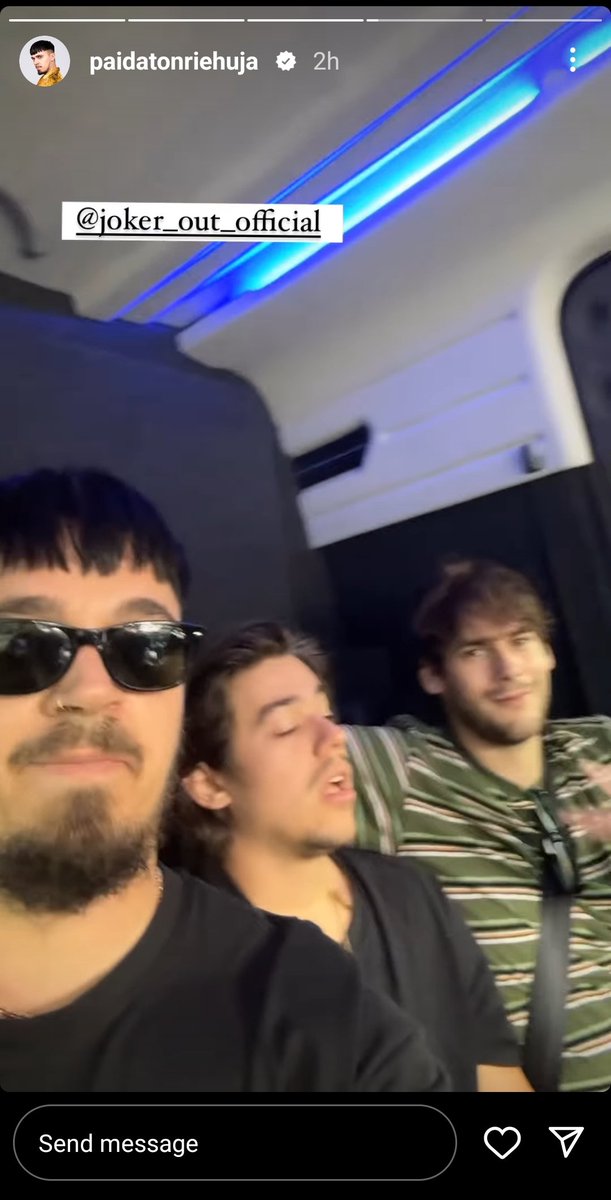 riverroadglow's tweet photo. they're really on the road together i'm screaming giggling kicking my legs etc omgggg https://t.co/XL1N3yZyyC