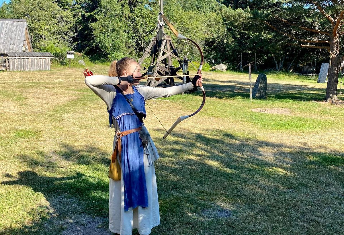 DiscoverFinland's tweet photo. David Nikel of @Forbes with suggestions on how to explore Finland's links to the Viking Age, mentioning, among others, Åland's Saltvik Viking market, and the Rosala Viking Centre in Kemiönsaari, in the archipelago of Southwest Finland: https://t.co/HGm96HBRy2 https://t.co/3m3Txehots