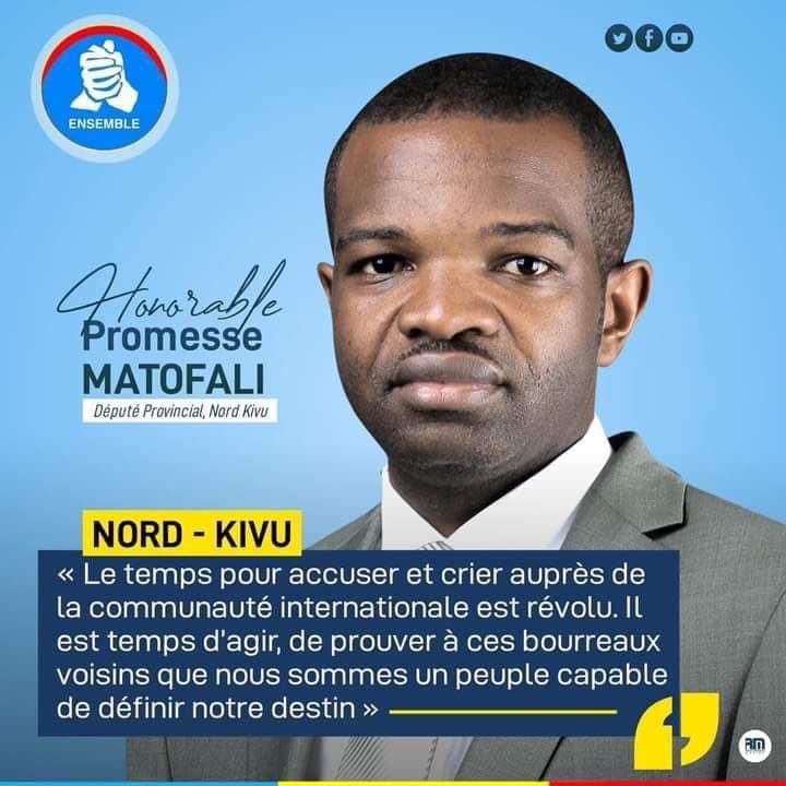 PrMatofali's tweet photo. *RDC : @fatshi13 déçoit encore une fois à la Tribune de l’ @ONU_fr *

L'adresse du Président  @fatshi13 à l' @ONU_fr est une déception de plus sur le plan sécuritaire, économique et social dans la mesure où il a choisi de pleurnicher, accuser et crier au près des membres de l’ONU à  l’instar d’ un homme qui, sans force, accuse ses voisins partout d’organiser un désordre dans son foyer, en lieu et place de s’organiser et d’ y mettre de l’ordre. 

Combien de fois nous allons crier que le @RwandaMoD nous agresse ? Est-ce la solution ? 

Que ce qui nous empêche de nous organiser & nous imposer face à ce pays ? 

Une année et 4 mois depuis que nos territoires d’abord Rutshuru puis Nyiragongo et aujourd’hui Masisi sont entre les mains du M23 et il n y’a pas d’ offensives militaires pour déloger ces rebelles.

4 ans de discours du Président @fatshi13 qui dénonce mais aucune solution sur terrain. Le fait de se lamenter, de dénoncer, de crier et de pleurnicher auprès de la communauté internationale prouve en suffisance que le régime Tshisekedi a échoué lamentablement et n’a aucun plan pour sortir le pays de ce cycle de violence et de crise. 

Un leadership fort et visionnaire à la tête de ce pays s’impose et nous devons y travailler sans relâche.