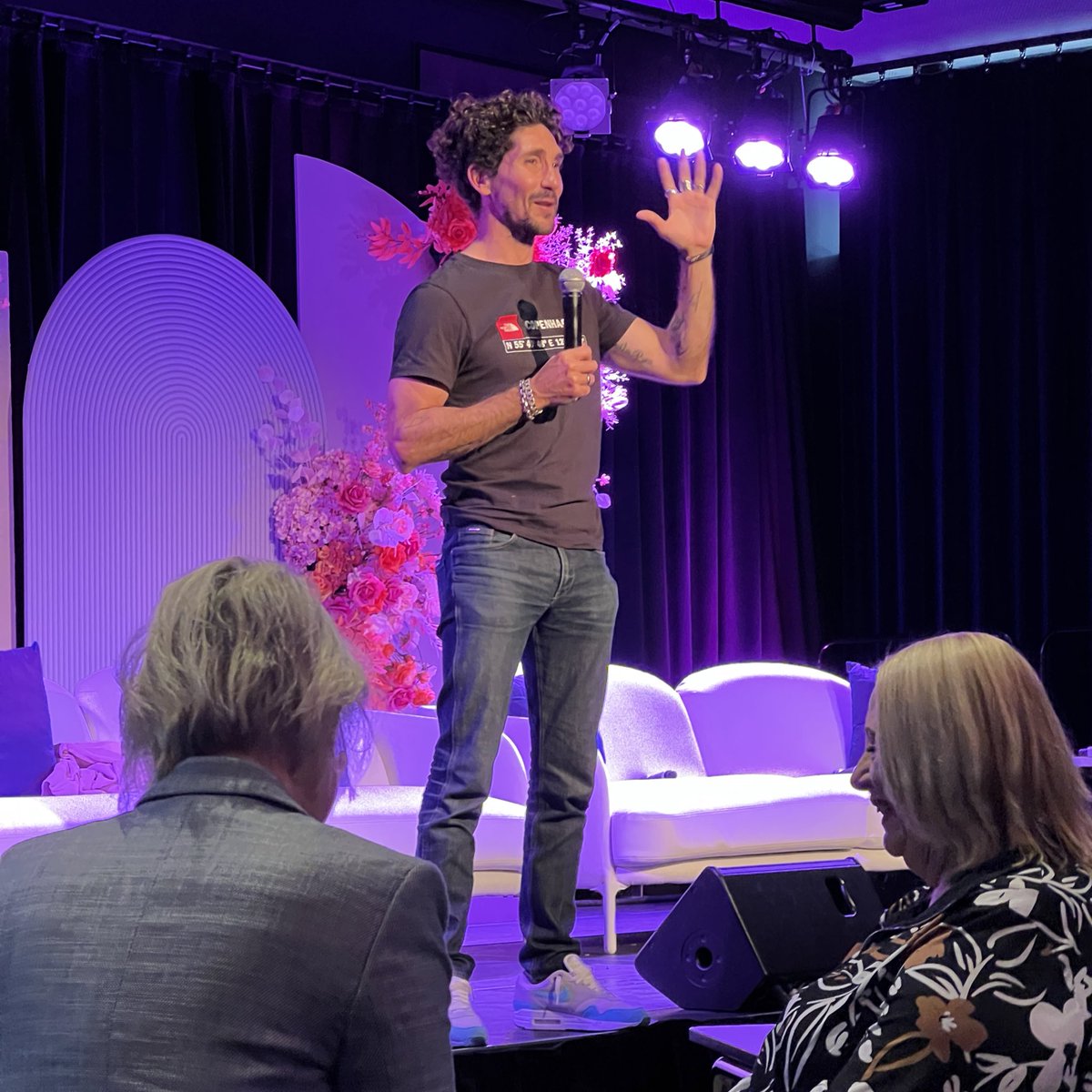 BSBloomfield's tweet photo. Thank you, @gusbalbontin, #MaureenGriffiths and #VickiPeel
for throwing out many different thoughts in Beyond Selfies: Exploring Ethical Tourism. 

@MonashUni #LearnLeadChange https://t.co/GYYUiwQcEz