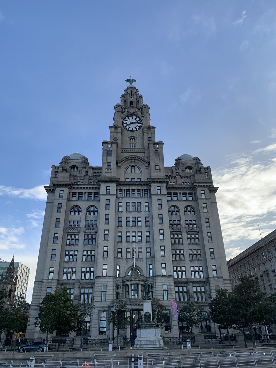 #Testbash Liverpool day 2 , but first a little stroll along the water front 🚶‍♂️🌅🕶️