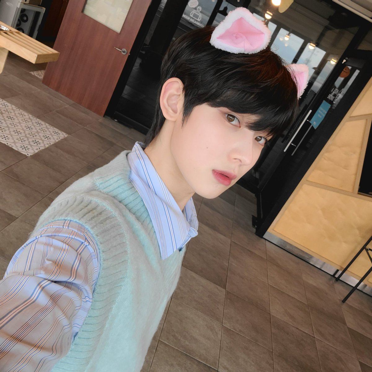 voidzweb's tweet image. ㅤㅤ
ㅤ     /\___/\
ㅤ     ꒰ ˶• ༝ - ˶꒱ 　     𝚗𖦹𝚋𝐥e𝑠𝑠𝕖𝚍 𝚟𝕒𝐦𝚙𝑧
ㅤㅤ./づ =͟͟͞͞   ♡         𝚗𝕖𝐰 バカ ✪ u𝚙𝚍𝕒𝐭e
ㅤㅤ