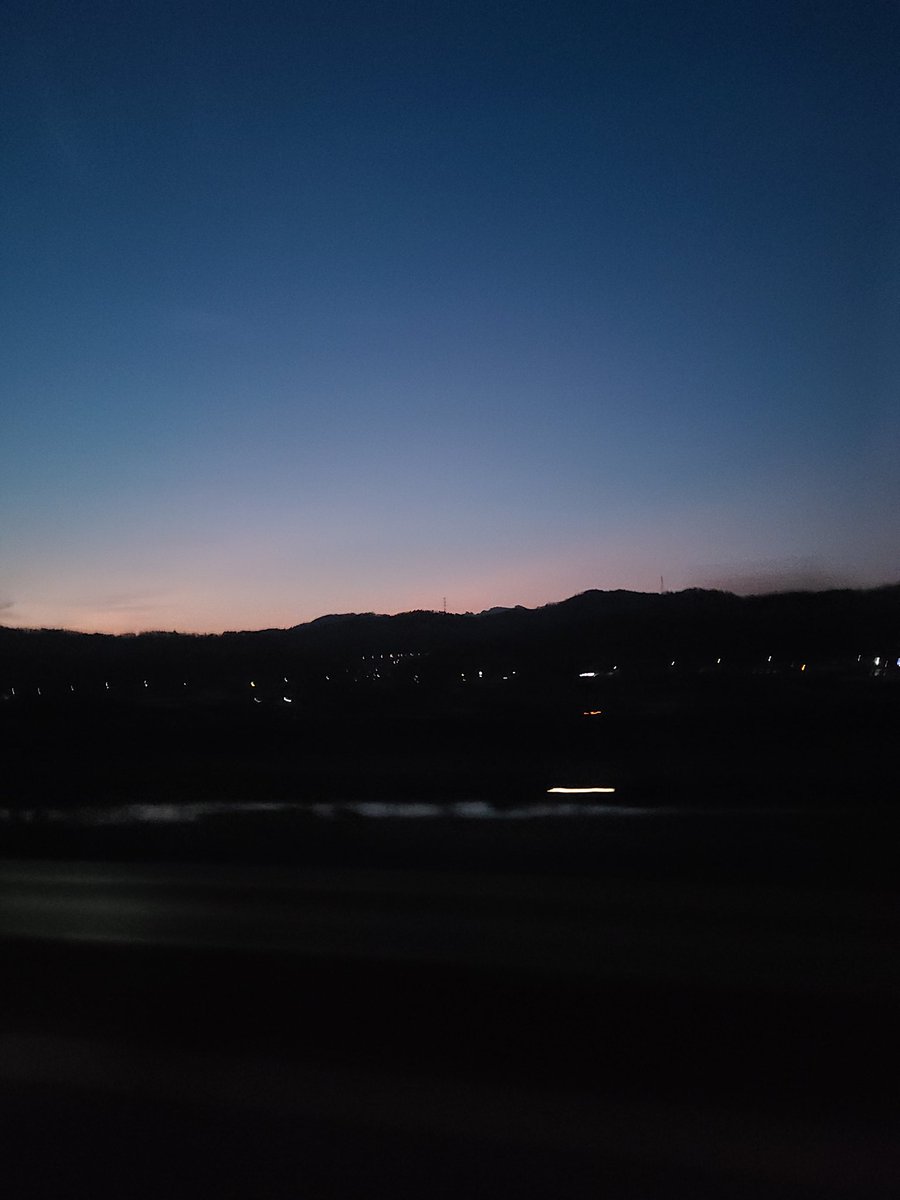 voidzweb's tweet image. ㅤㅤ
ㅤ     /\___/\
ㅤ     ꒰ ˶• ༝ - ˶꒱ 　     𝚗𖦹𝚋𝐥e𝑠𝑠𝕖𝚍 𝚟𝕒𝐦𝚙𝑧
ㅤㅤ./づ =͟͟͞͞   ♡         𝚗𝕖𝐰 バカ ✪ u𝚙𝚍𝕒𝐭e
ㅤㅤ