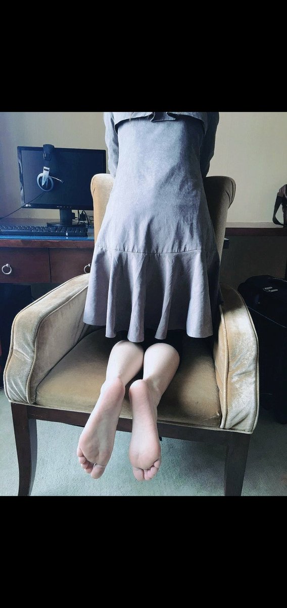 pdn1556172's tweet photo. #赤峰#足控#私房拍摄花絮咯 https://t.co/GbgRCNh1SR
