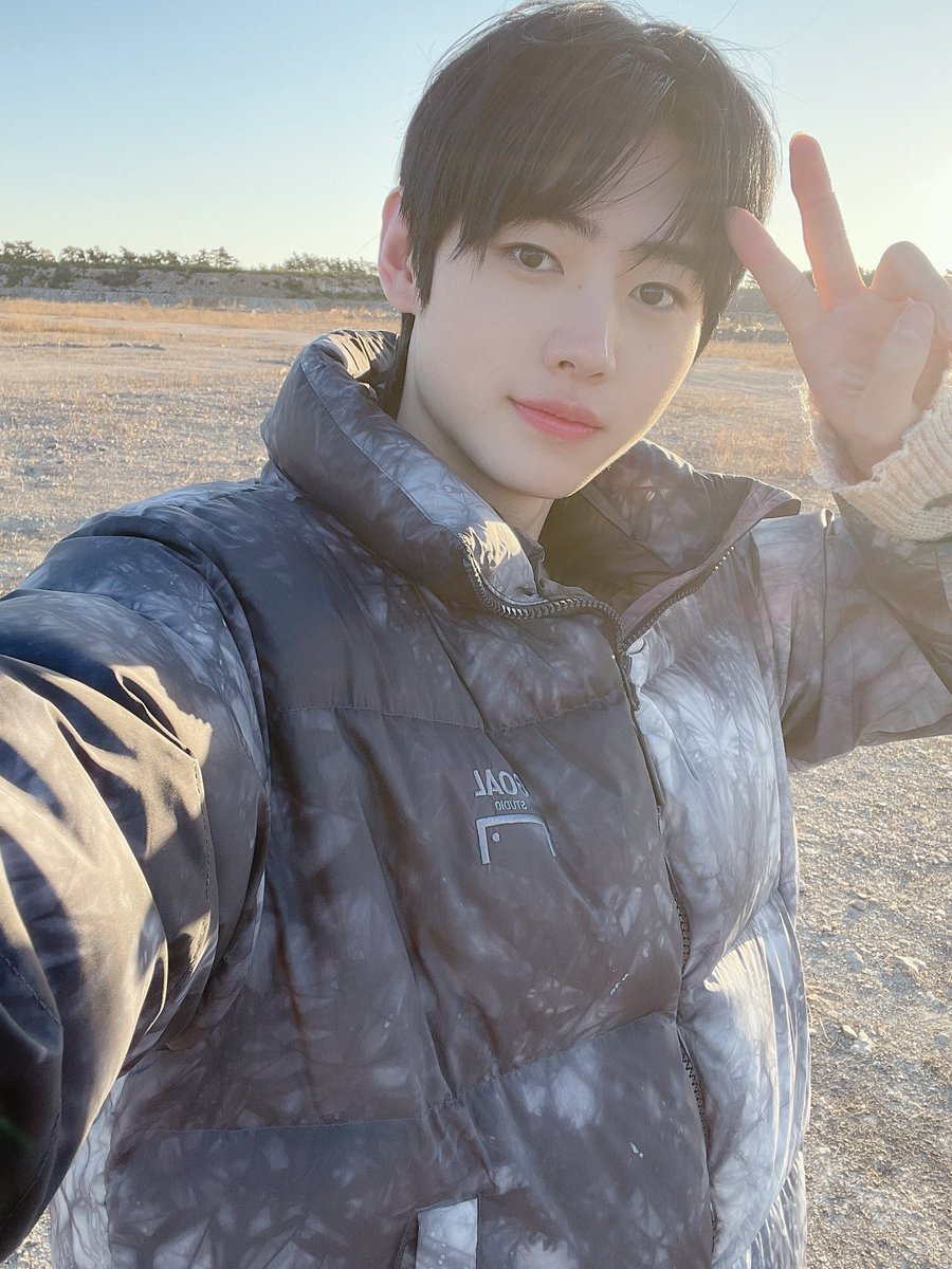 voidzweb's tweet image. ㅤㅤ
ㅤ     /\___/\
ㅤ     ꒰ ˶• ༝ - ˶꒱ 　     𝚗𖦹𝚋𝐥e𝑠𝑠𝕖𝚍 𝚟𝕒𝐦𝚙𝑧
ㅤㅤ./づ =͟͟͞͞   ♡         𝚗𝕖𝐰 バカ ✪ u𝚙𝚍𝕒𝐭e
ㅤㅤ