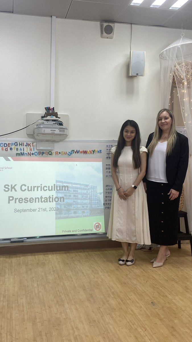 Whitney Elliott tweet media