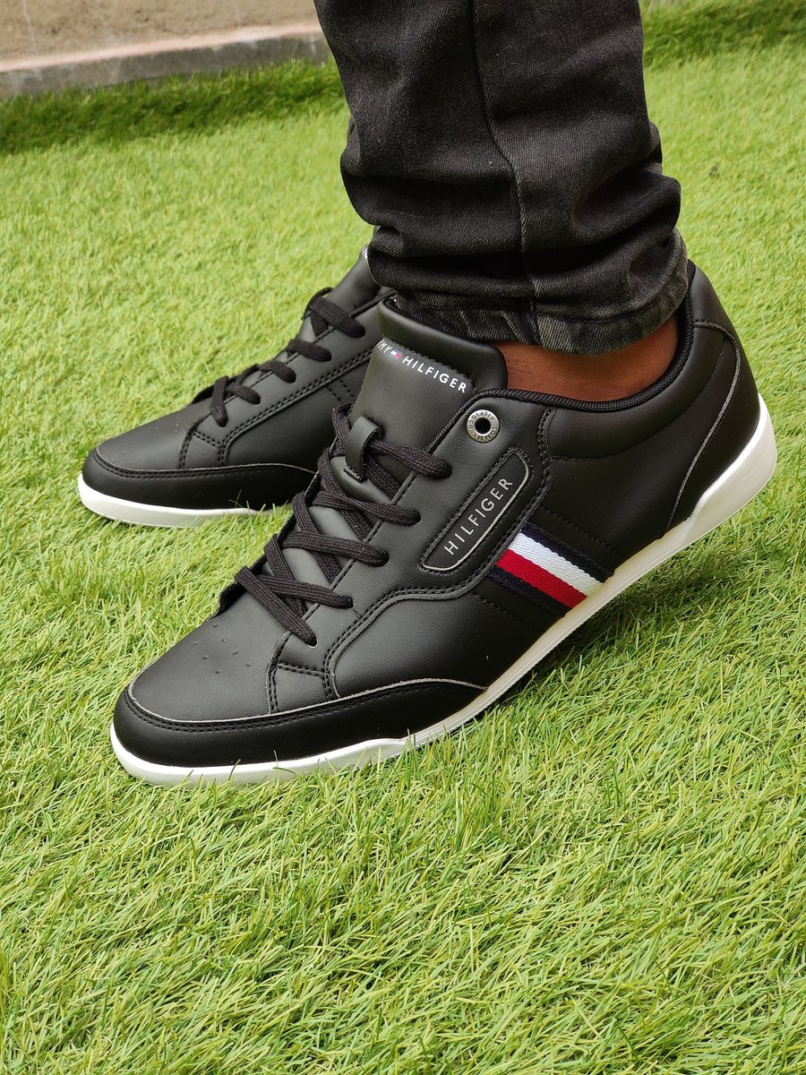 anto_general254's tweet image. Item: Tommy Sneakers 
🔹Price:Ksh 3,699
🔹Contact: 0719 319187📞
🔹Sizes: 40,41,42,43,44,45
🔹Hurry while stocks last
🔹Delivery charges apply outside Nairobi CBD
#shopforless