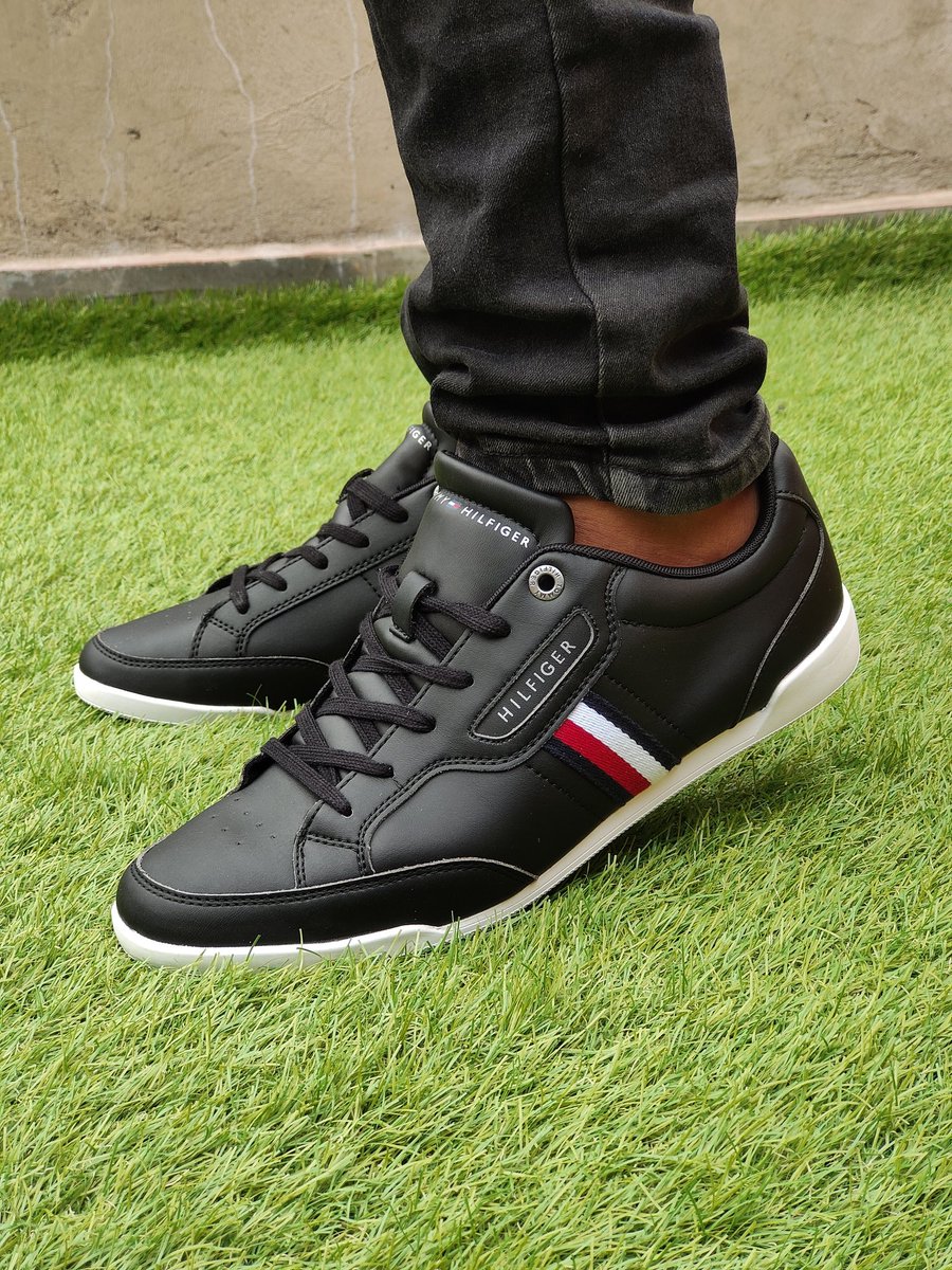 Smartrends254's tweet image. Item: Tommy Sneakers 
🔹Price:Ksh 3,699
🔹Contact: 0706329991📞
🔹Sizes: 40,41,42,43,44,45
🔹Hurry while stocks last
🔹Delivery charges apply outside Nairobi CBD
#shopforless