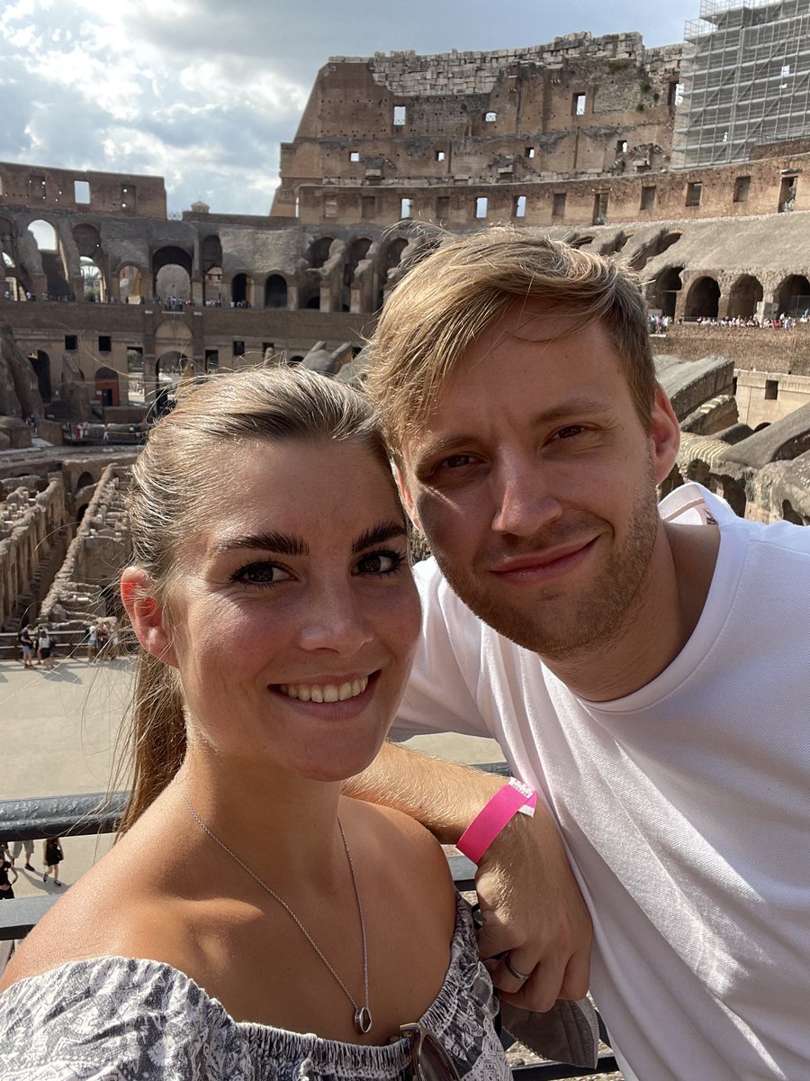 Fast 2 Jahre mit schweren #LongCovid und #MECFS und meine Frau hat die Hoffnung auf Heilung immer noch nicht aufgegeben. 

Sie macht immer noch Träume und Pläne für unsere gemeinsame Zukunft.

Es bricht mir das Herz, dass diese vermutlich nie in Erfüllung gehen werden.