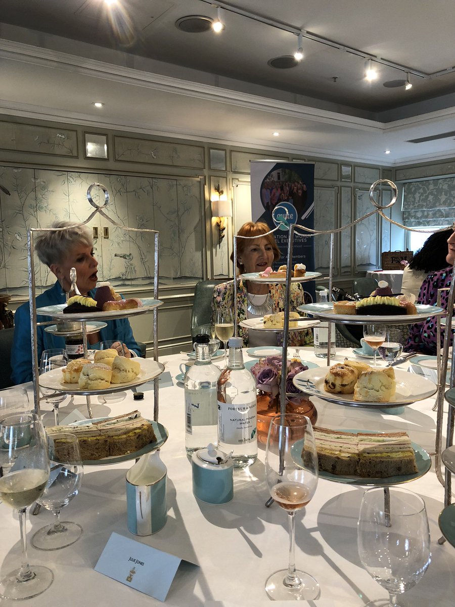 It was really lovely to catch up with @AWTEuk and their Members & guests at @Fortnums. And listen to the amazing Eleanor Mills. Learn more about the power ( so underrated)of the #Queenager @LGJHX