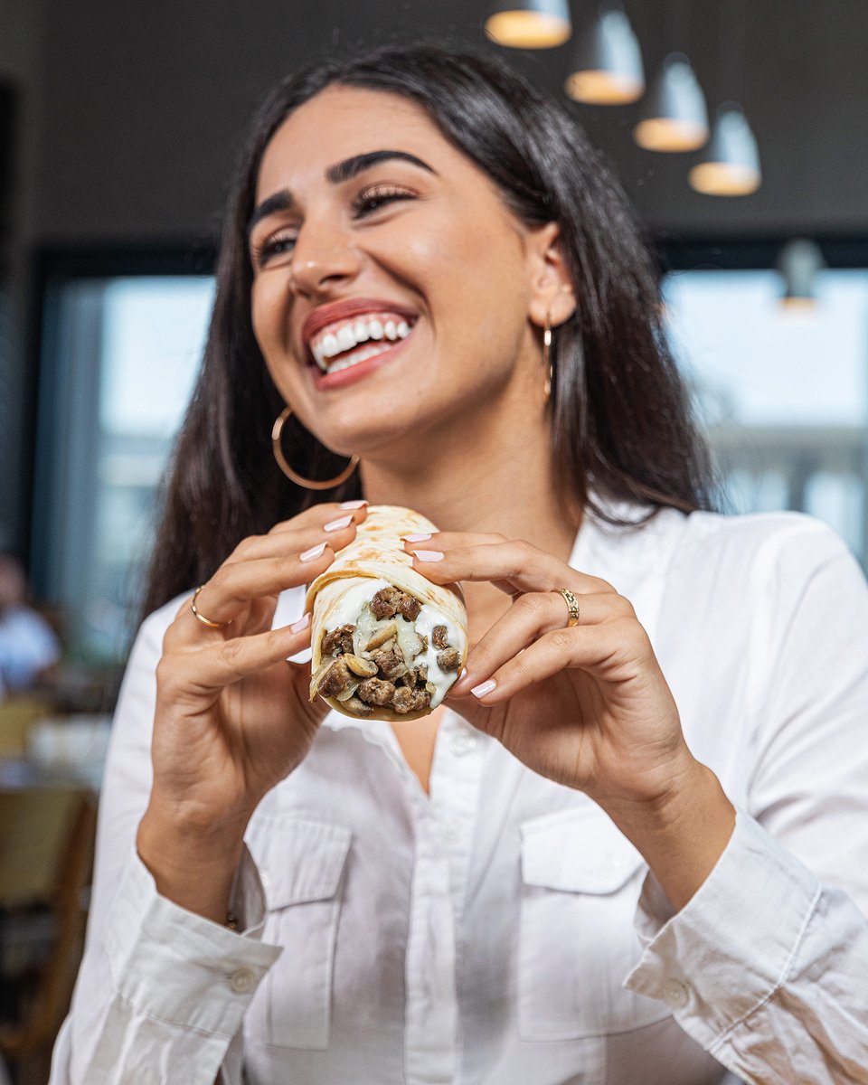 لقمة منها تعيشّك قصة حب معها! 😍- راب ستيك اند مشروم

#زعتر_وزيت
#جديدنا
#تبي_أكثر
#زعتر_وزيت_السعودية